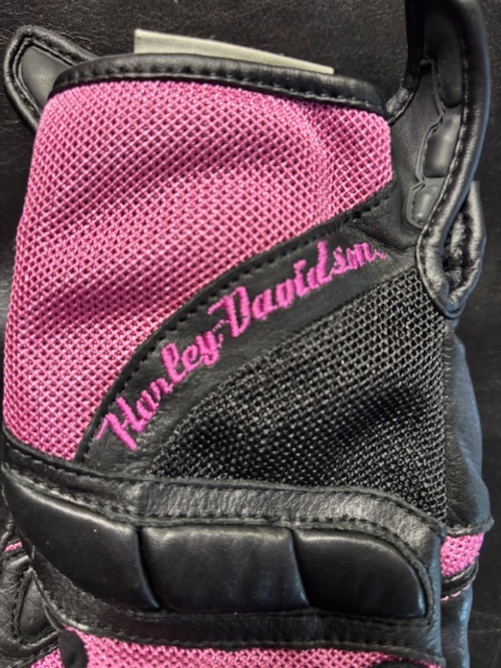 Harley Davidson Authentic womens moto riding gloves- Leather & Mesh with padding - Picture 3 of 3